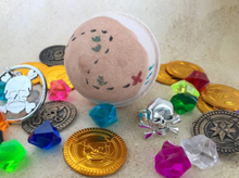Load image into Gallery viewer, Pirate Treasure Bath Bomb- 3 TOYS INSIDE!