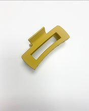 Load image into Gallery viewer, Claw Clip Large - Square
