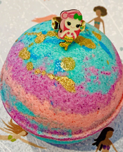 Load image into Gallery viewer, Mermaid Surprise Ring Bath Bomb
