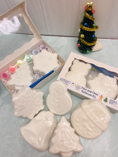 Paint Your Own Bath Bombs - Christmas Collection